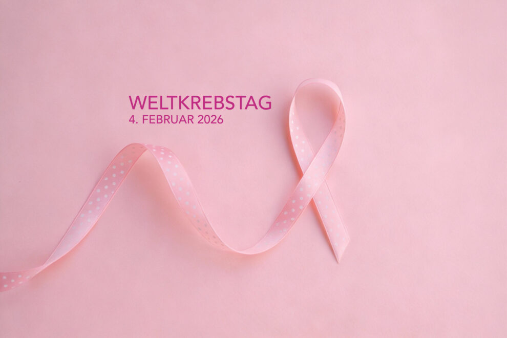 Weltkrebstag 2026 mit Krebsschleife oder auch Awareness Ribbons. Die rosafarbene Schleife ist ein internationales Symbol, durch das Solidarität mit Frauen zum Ausdruck gebracht wird, die an Brustkrebs erkrankt sind oder waren.
