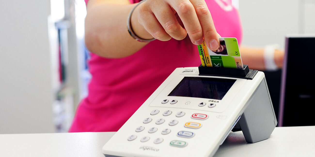 Warum brauchen wir Ihre Gesundheitskarte zu Quartalsbeginn?“